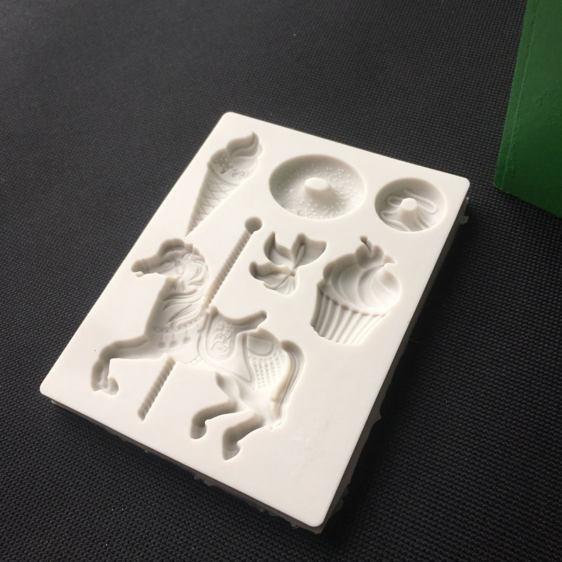 Donut Mold Silicone - Trojański koń lody pączek silikonowe formy