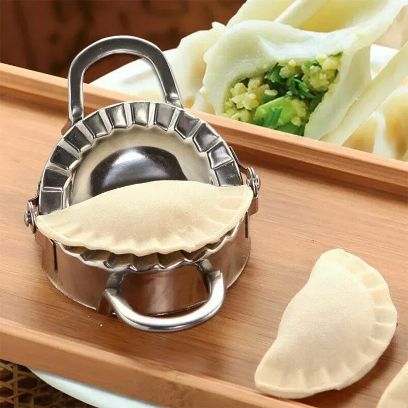 Wykrawacz do ciasta na pierogi – Dumpling Press Set recenzja i cena