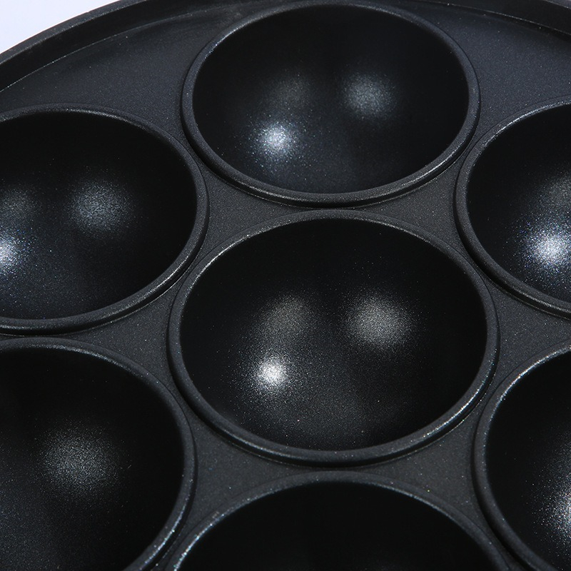 7-otworowa patelnia do gotowan – Egg Waffle Pan recenzja i cena