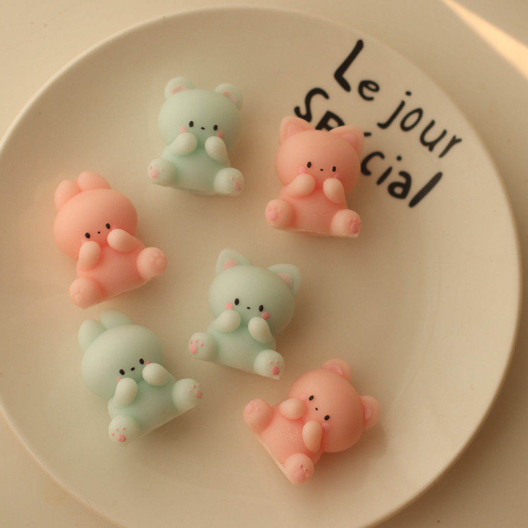 Forma Silikonowa na Świecę w K – Bunny Cake Mold recenzja i cena